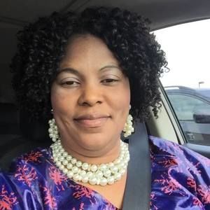 Meet your Posher, Edwina